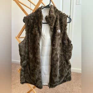North Face Reversible Vest, Size Medium